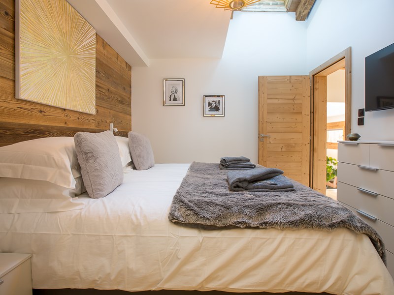 MM Morzna Apt SMALL 35