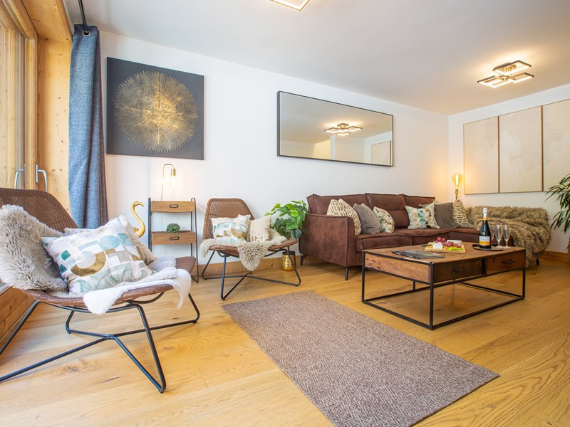 MM Morzna Etoile Living 6