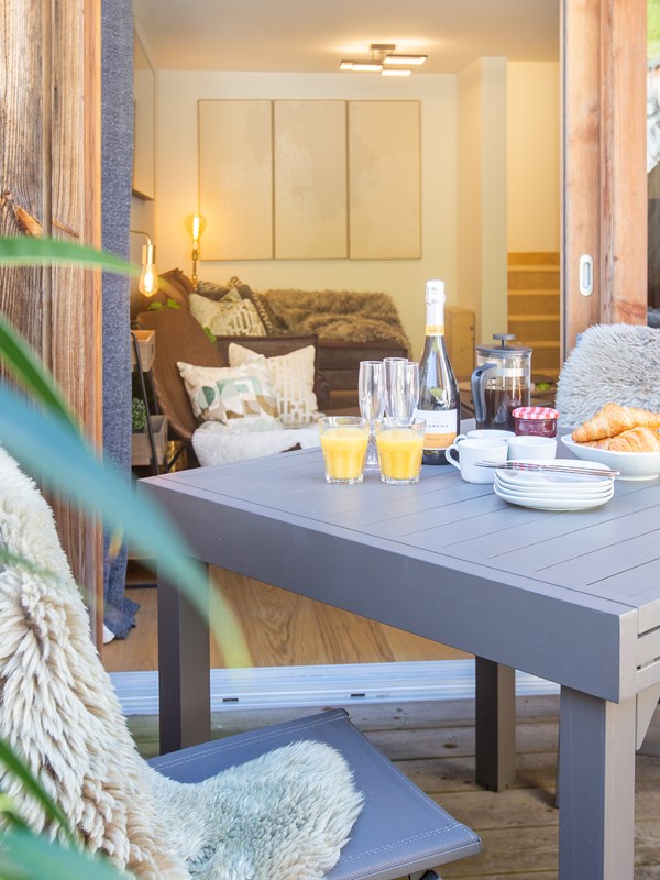 MM Morzna Etoile Living 12